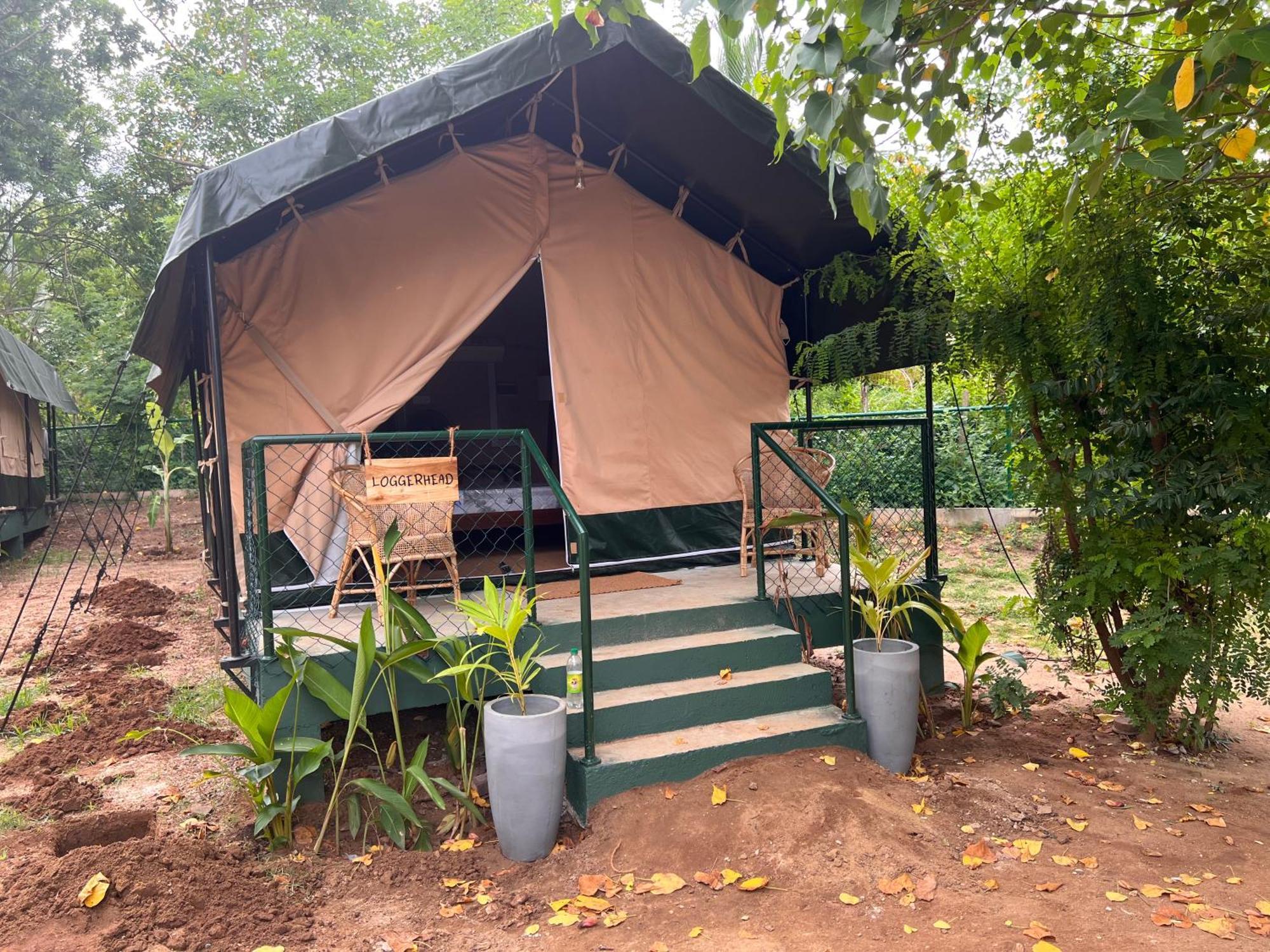 Готель At One - Glamping Rekawa Екстер'єр фото