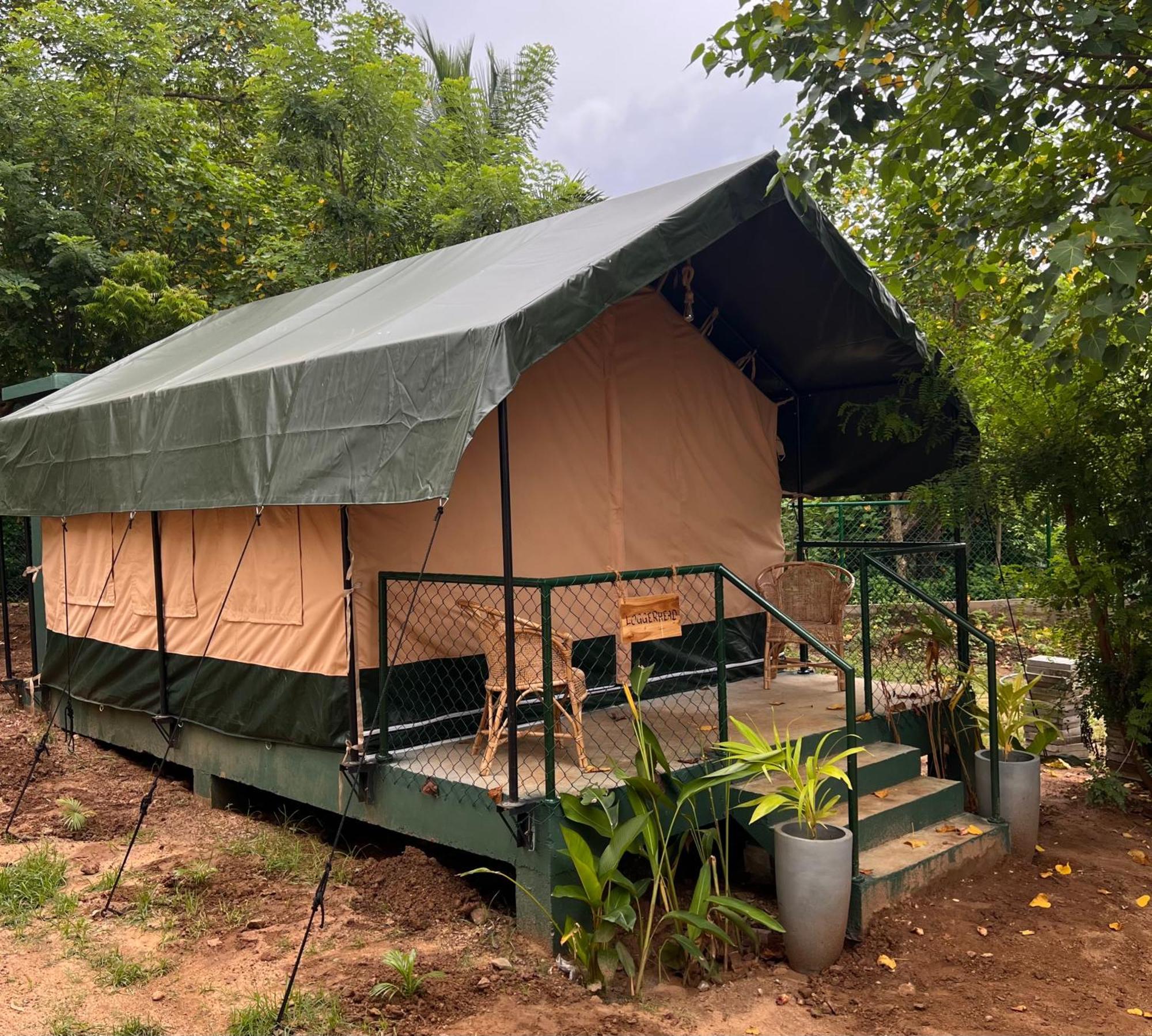 Готель At One - Glamping Rekawa Екстер'єр фото