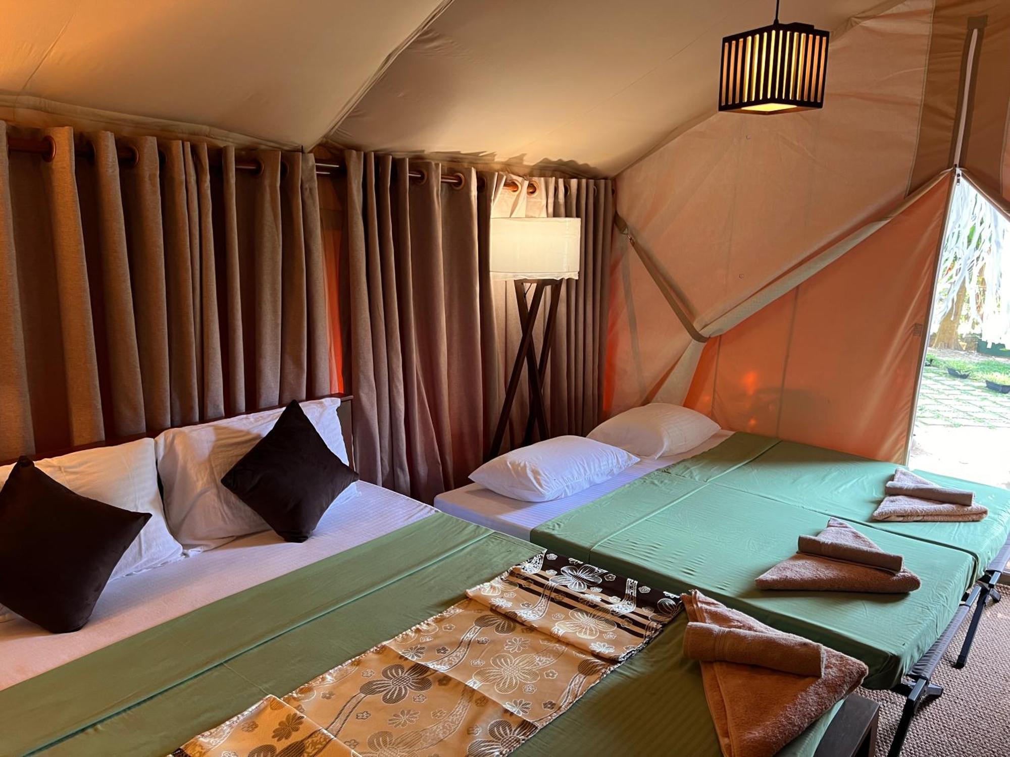 Готель At One - Glamping Rekawa Екстер'єр фото